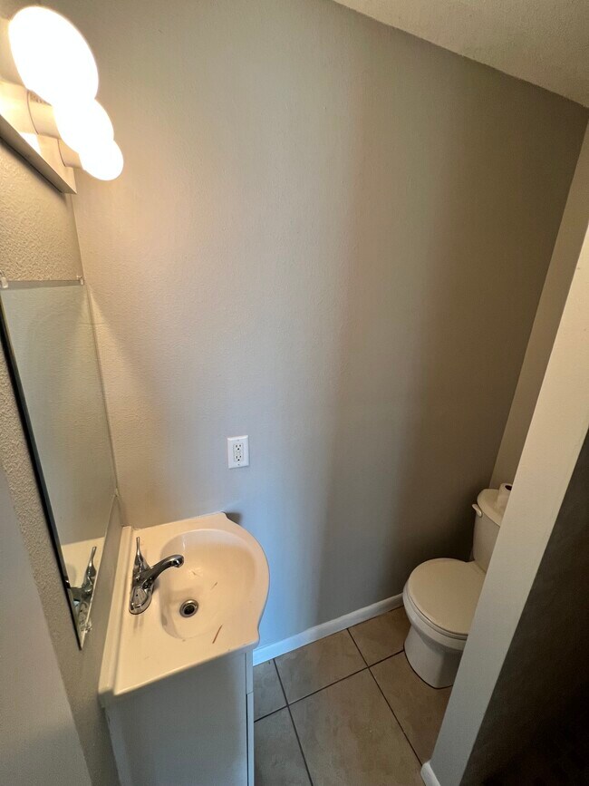 Foto del edificio - Lakeland Oregon Duplex