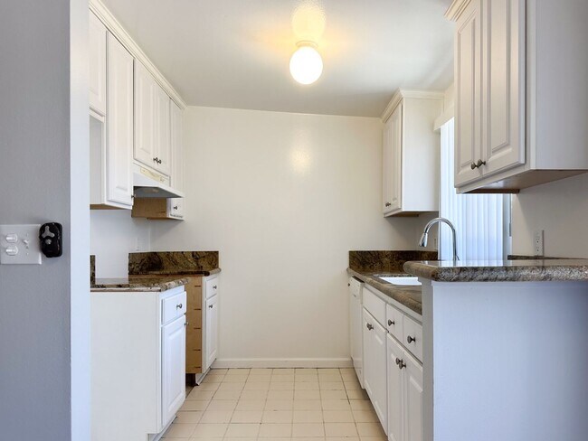 Foto del edificio - Clearbrook Ln (109)