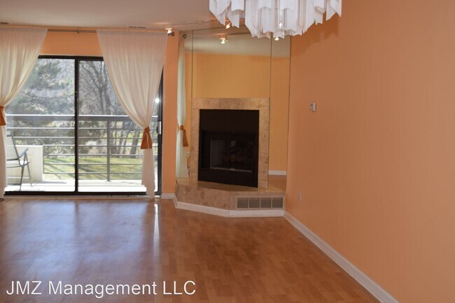 Foto del edificio - 2 br, 2 bath House - 30450 Orchard Lake Un...