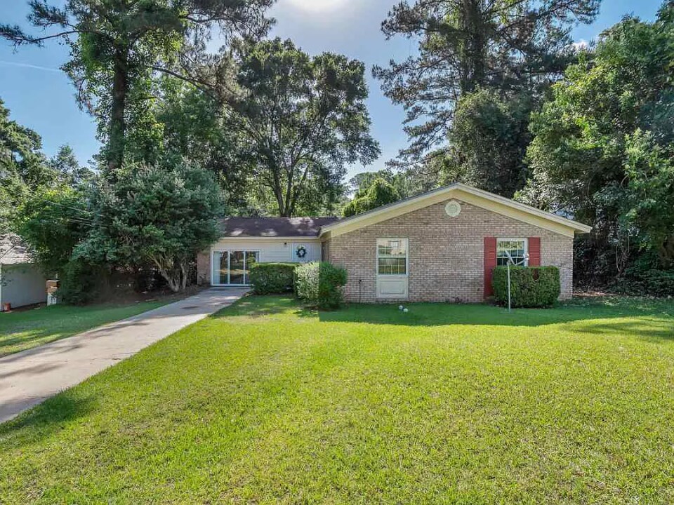 Foto principal - 1809 Aaron Rd