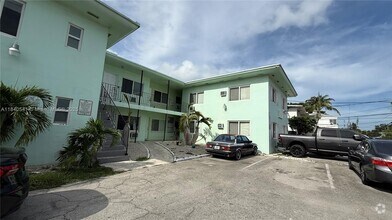 Building Photo - 521 NE 82nd Terrace