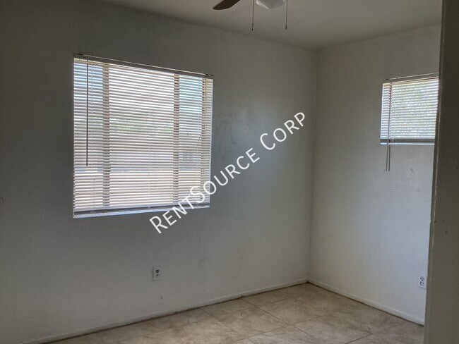 Foto del edificio - 2 Bedroom Condo for Rent in Barstow
