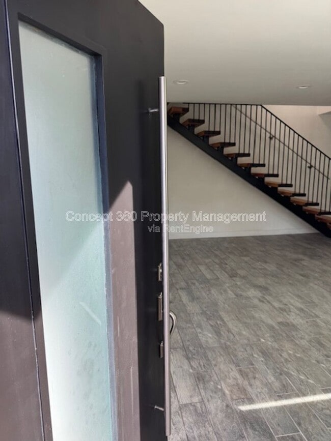 Foto del edificio - 13646 Verdura Ave