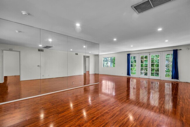 Living Room - 1838 Benecia Ave