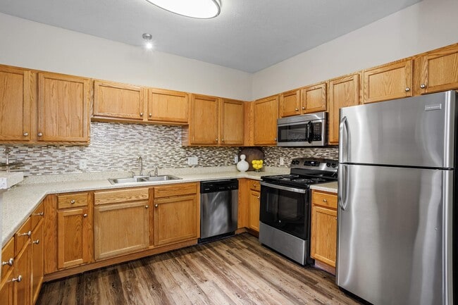 Foto del edificio - Alder Peak Townhomes