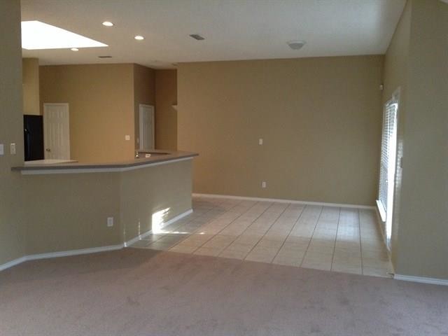 Building Photo - 7920 Desert Rose Ct