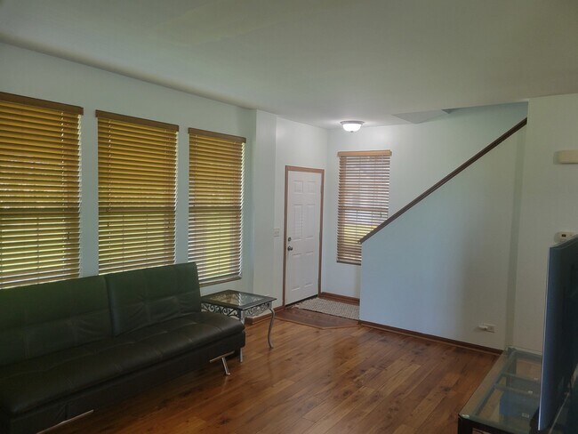 Foto del edificio - 8525 Sawyer Ct