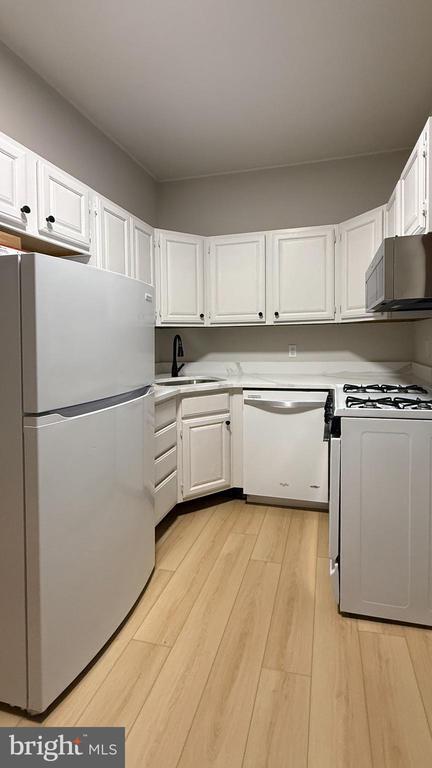 Foto del edificio - 165 E Mt Pleasant Ave