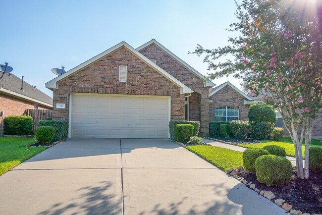 Foto del edificio - 7102 Thistlewood Park Ct