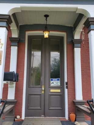 Foto del edificio - 437 W Walnut St