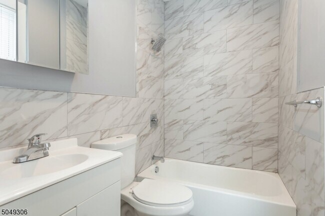 Foto del edificio - 35 N 21st St