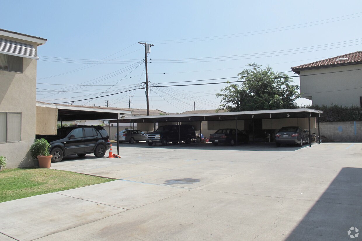 Building Photo - 1500 Benito Ave