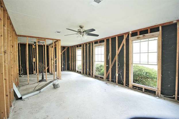 Building Photo - 106 Kirby Cir