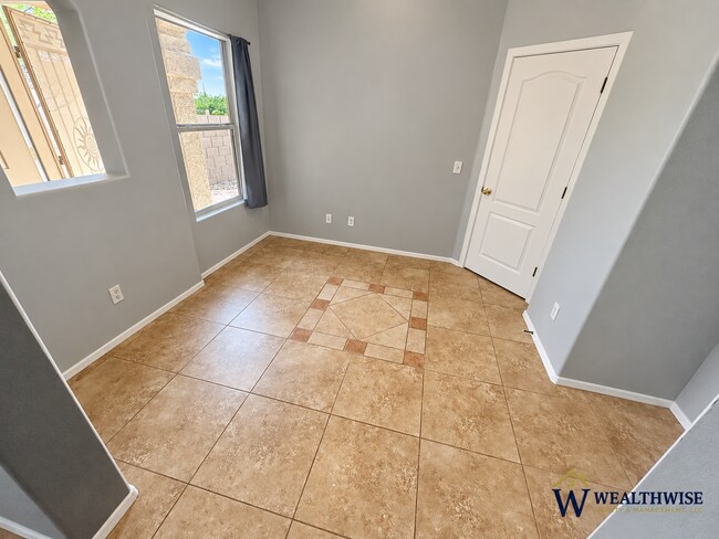 Foto del edificio - Mountain Views, Large Office/Den & Whole-Home Water Purification — Eagle Crest Ranch
