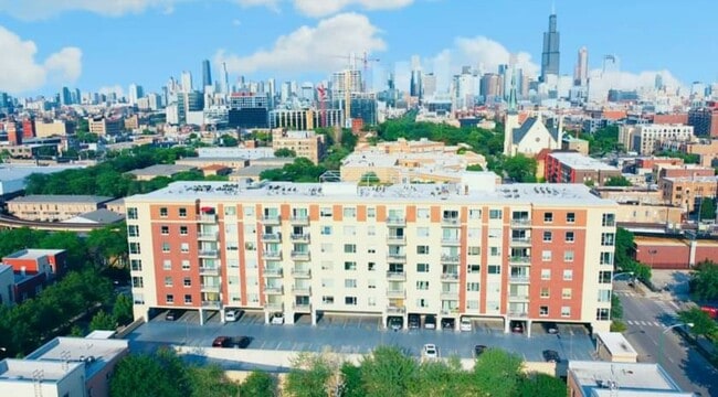 Building Photo - 100 N Hermitage Ave