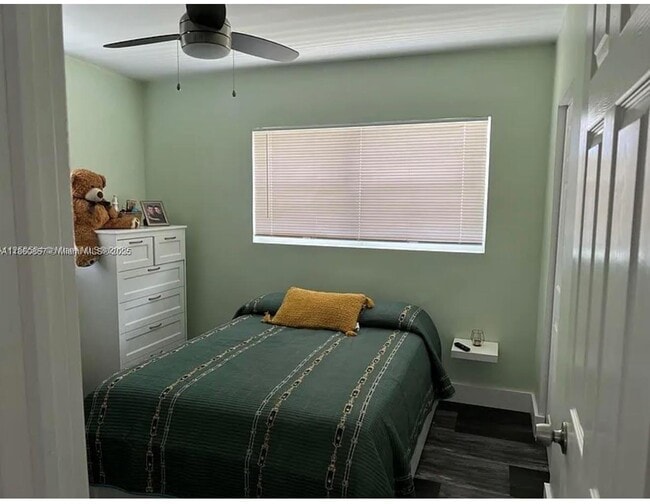 Foto del edificio - 6411 SW 20th St