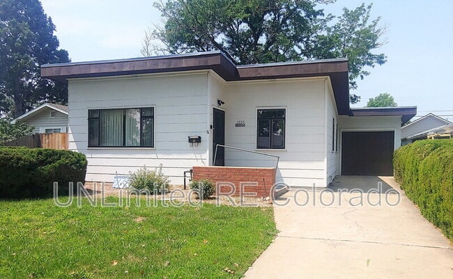 Building Photo - 1955 Willow St
