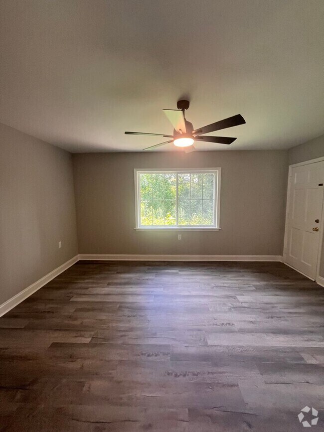 Building Photo - 3111 Sundance Cir