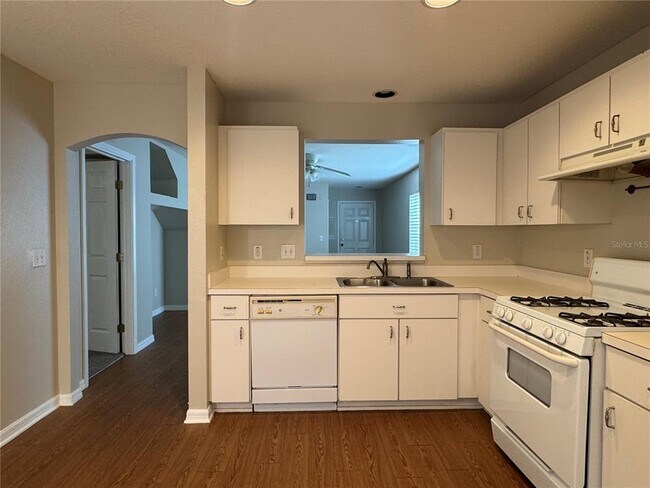 Building Photo - 7431 Oxford Garden Cir