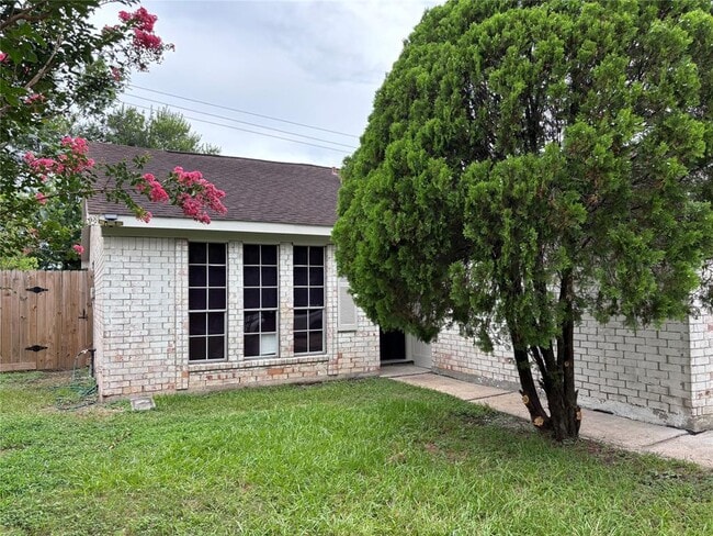 Building Photo - 3139 Wuthering Heights Dr