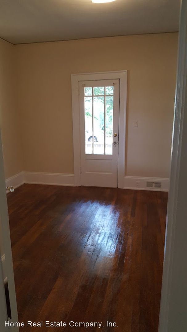 Foto del edificio - 1346 Westbrook Plaza Dr