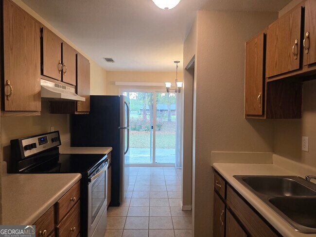 Foto del edificio - 403 Savannah Ave