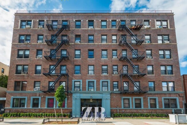 Building Photo - 1030 Carroll St