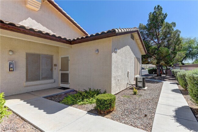 Foto del edificio - 7250 White Dove Dr