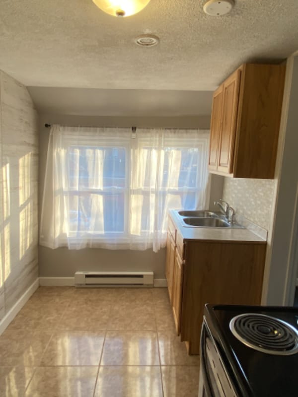 727 S Loudoun St Unit A, Winchester, VA 22601 Room for Rent in