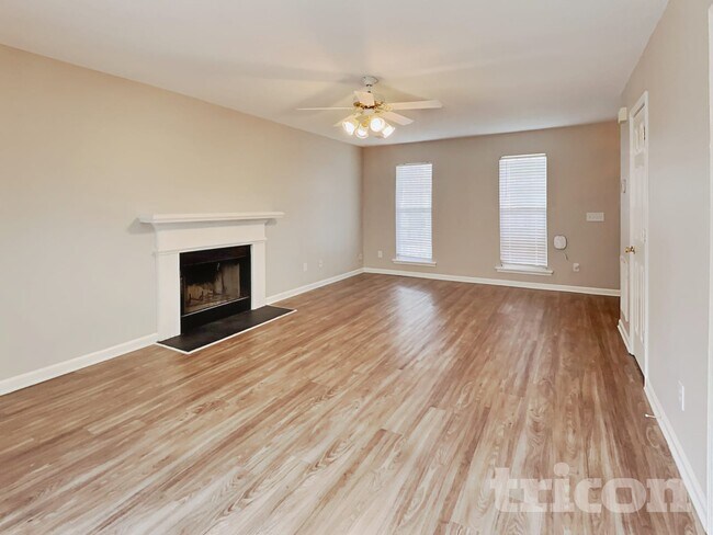 Foto del edificio - 163 Brooksong Dr