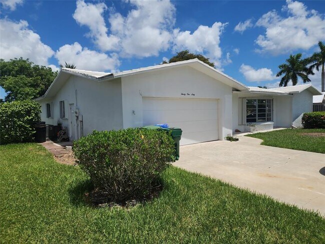 Foto del edificio - 2160 NW 66th Ave