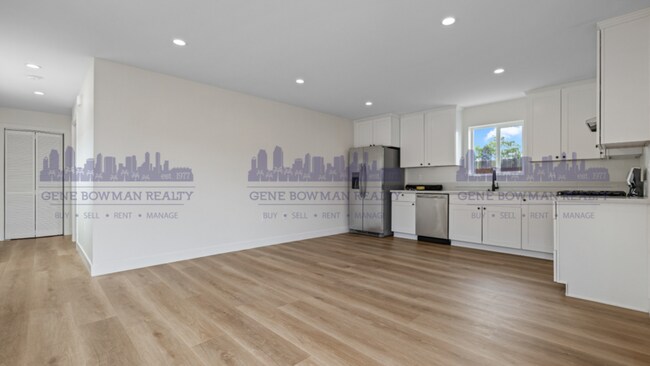 Foto del edificio - 4951 Genesee Ave