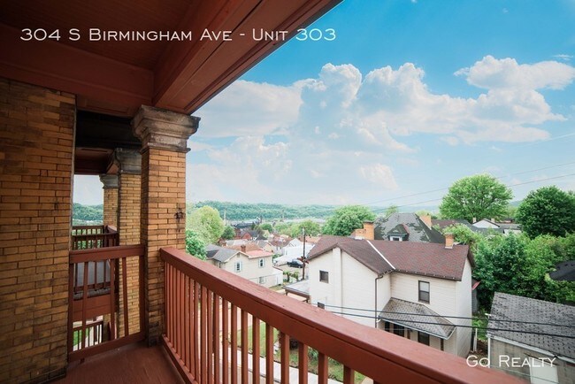 Building Photo - Independent Apartment Close to City!