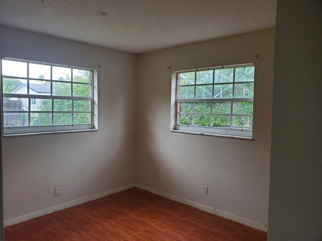Foto del edificio - 7203 SW 4th St