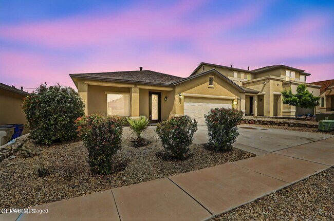 Building Photo - 7533 Red Cedar Dr