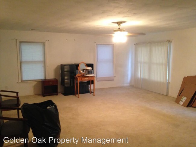 Foto del edificio - 5501 Connie Ln