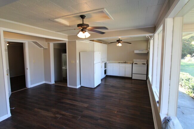 Kitchen - 4108 Ms-15