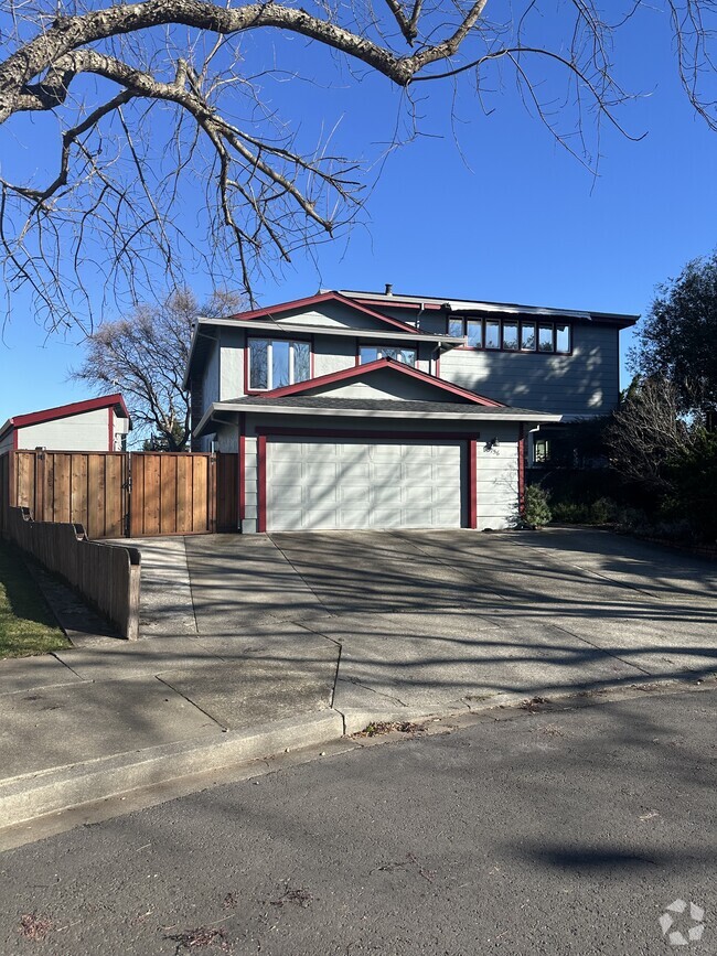 Building Photo - 3756 Cano Ct
