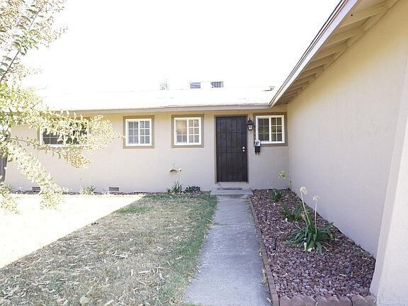 Building Photo - 9361 Terra Linda Dr