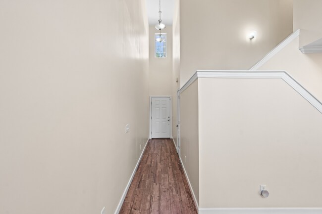 Foto del edificio - 1020 Fairway Ln