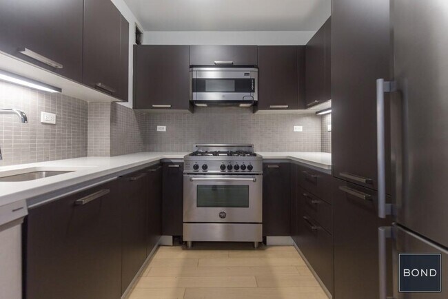 Foto del edificio - 222 E 39th St