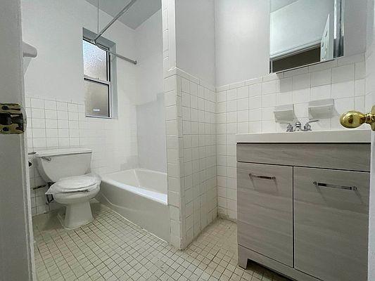 Building Photo - 1 bedroom in BRONX NY 10457