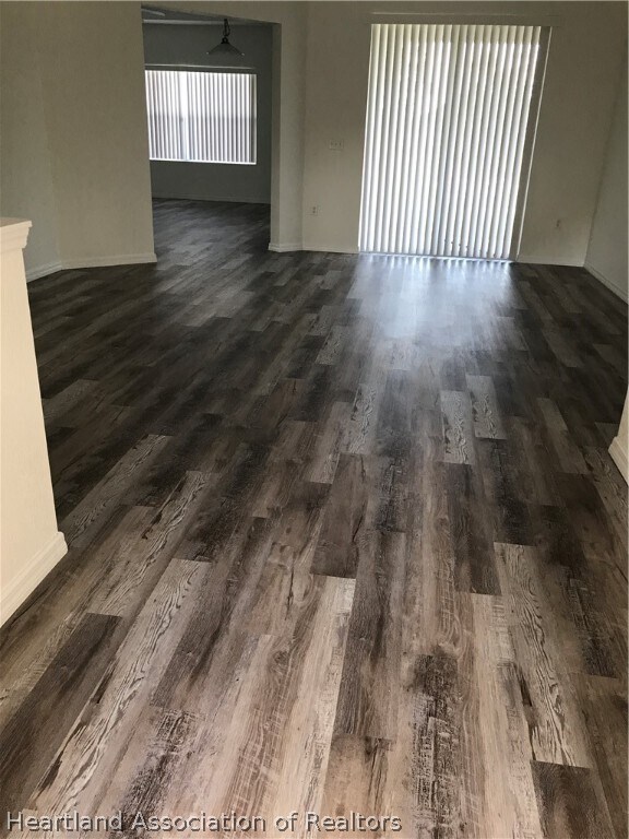 Building Photo - 4842 San Lorenzo Dr