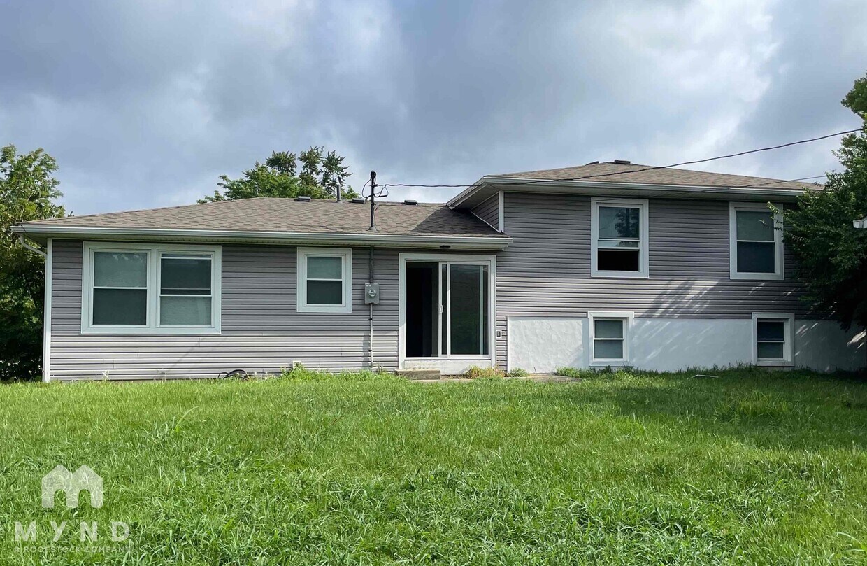 Foto del edificio - 2757 Kenview Rd S