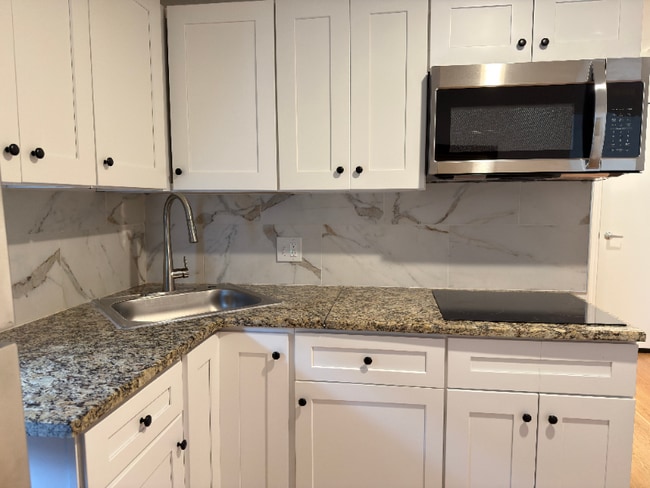 Photo - 2129 Pine St Apartment