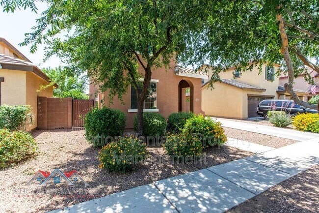 Foto del edificio - 3555 E Tyson St