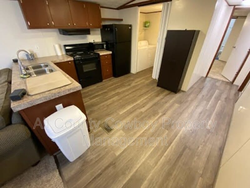 Foto principal - 1272 W Lyons St