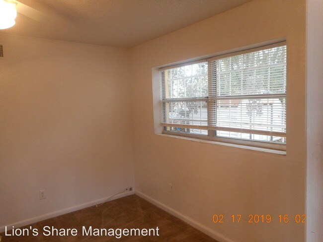 Foto del edificio - 318-332 W Harrison St