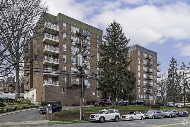 Building Photo - Glendale Gardens