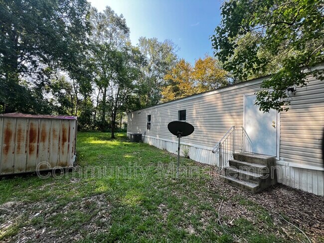Building Photo - 10371 Springfield Rd